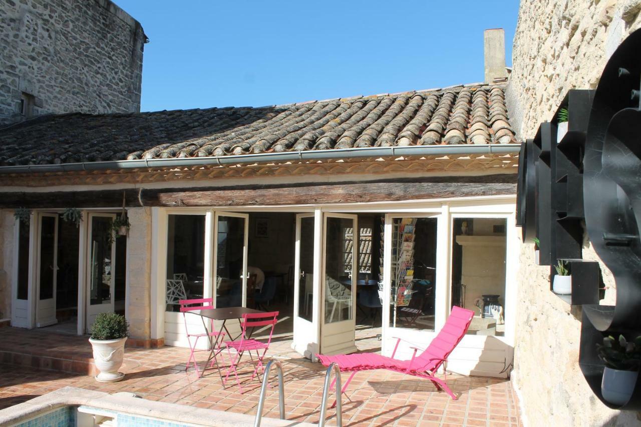 La Demeure Bed And Breakfast Aubais Exterior foto